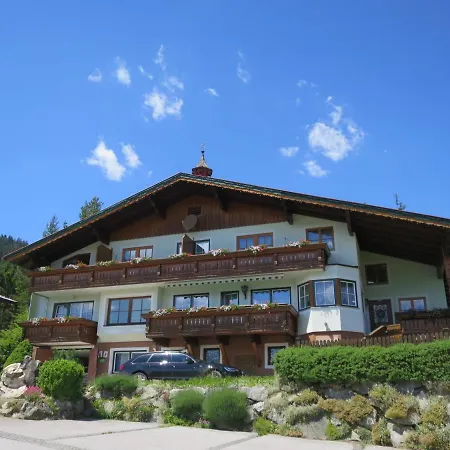 Bergkamerad By Interhome