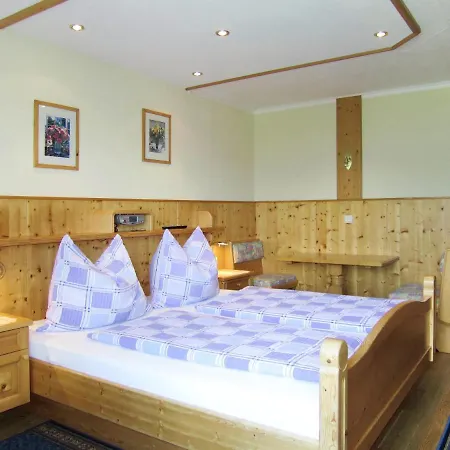 Bergkamerad By Interhome *