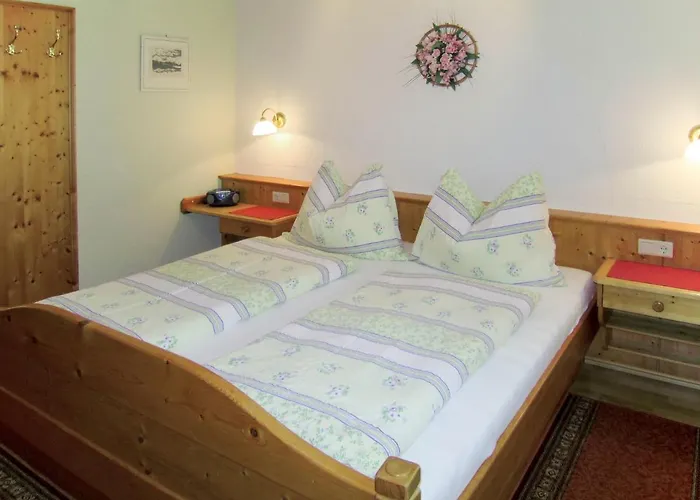 Bergkamerad By Interhome